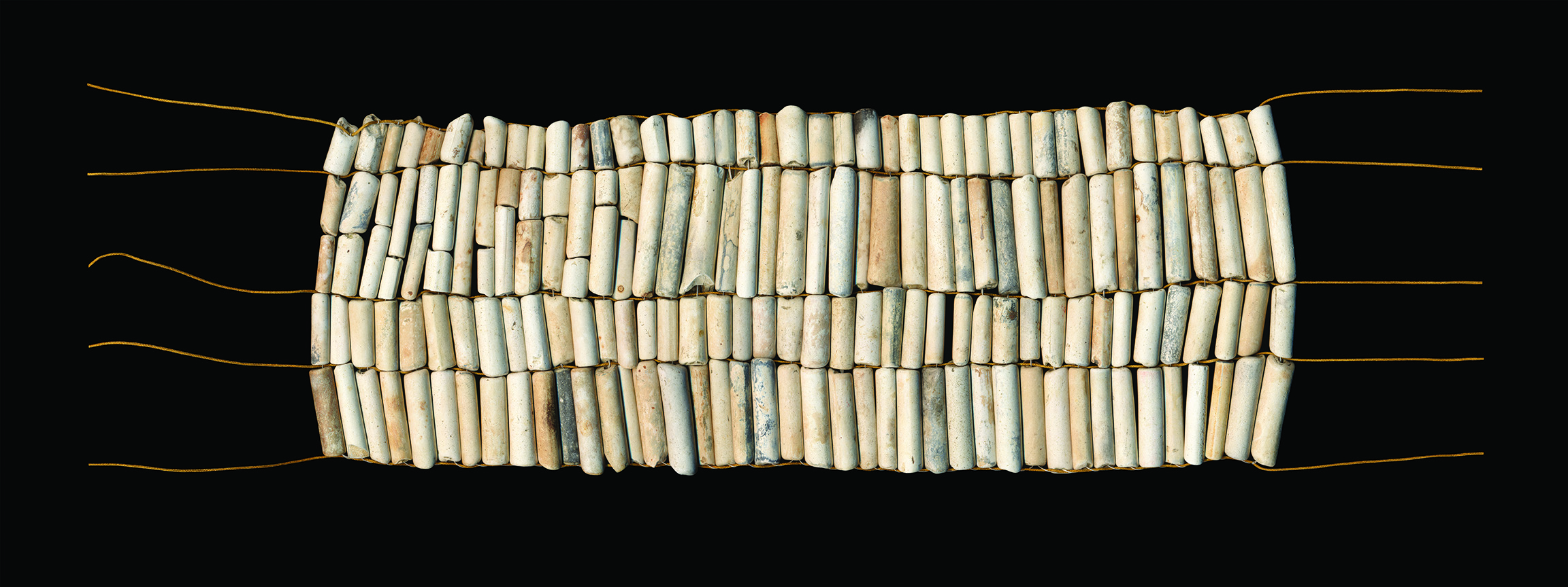 Nadia Myre (Algonquin, Kitigan Zibi Anishinabeg First Nation, b. 1974). Code Switching (Pipe Beads), 2017. Archival pigment print mounted on Dibond. Collection of the artist.